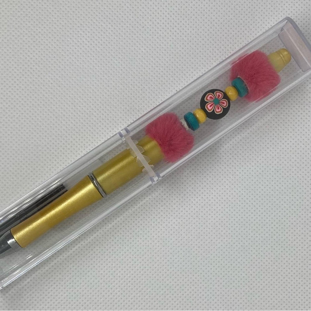 Hand Beaded Pen w/Display Box and Two Ink Refills
